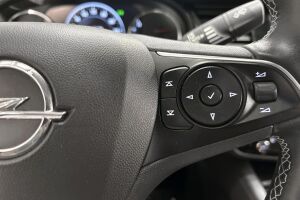 Opel Insignia esikatselu 17