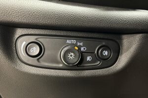 Opel Insignia esikatselu 19