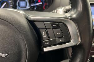 Jaguar F-PACE esikatselu 20