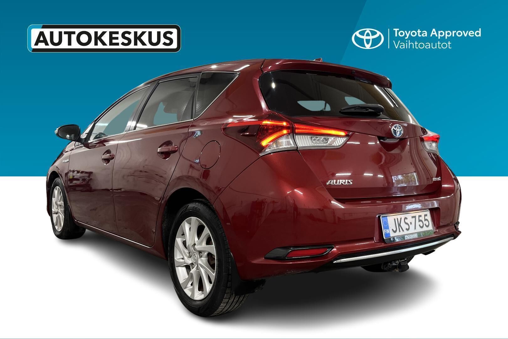 Toyota Auris iso kuva 6