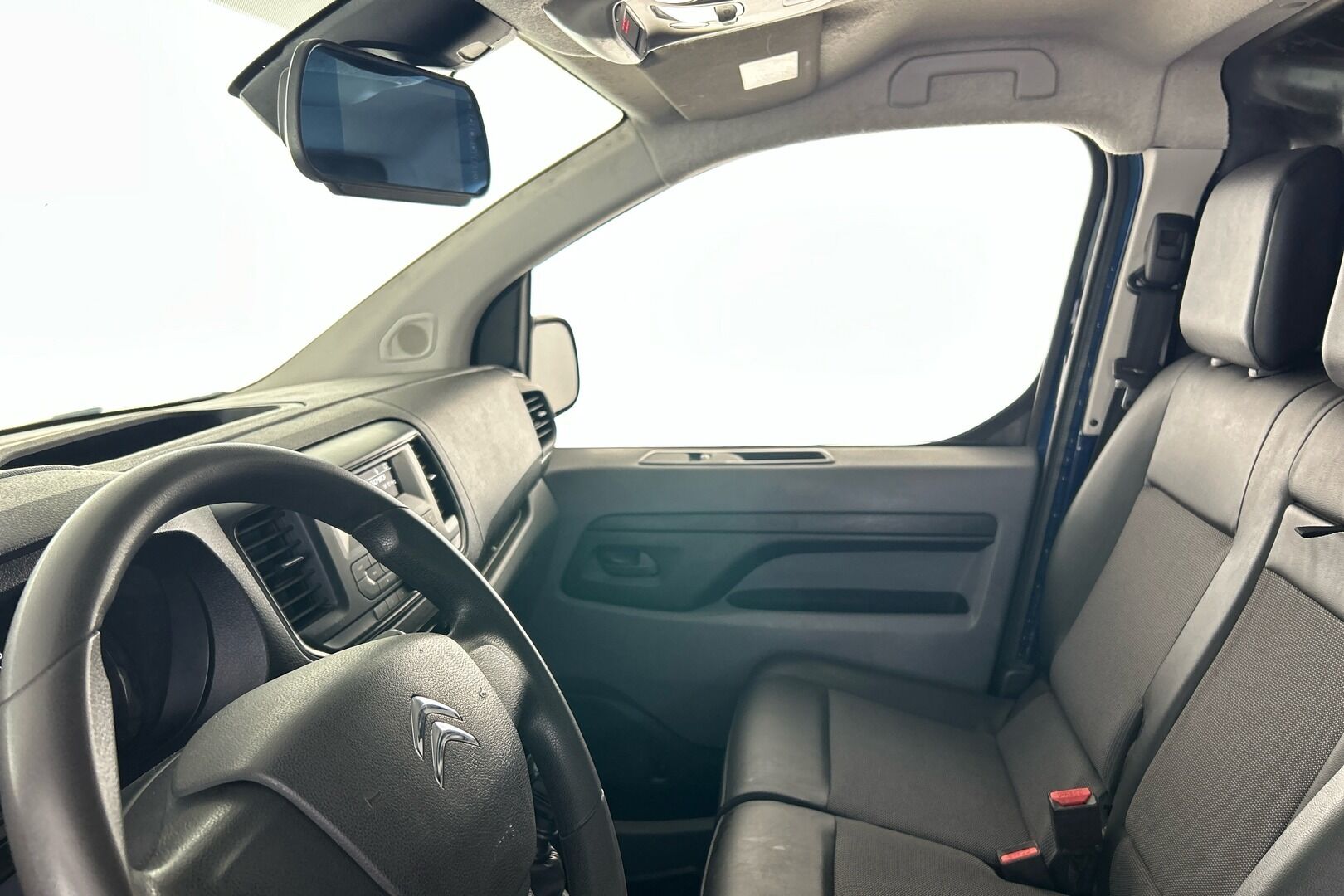 Citroen Jumpy iso kuva 6
