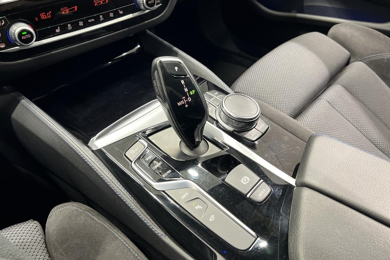 BMW 5-sarja iso kuva 12