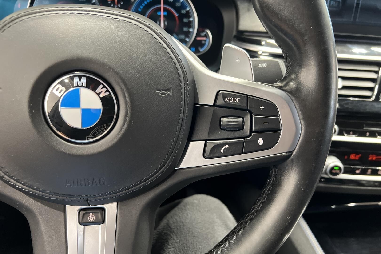 BMW 5-sarja iso kuva 14