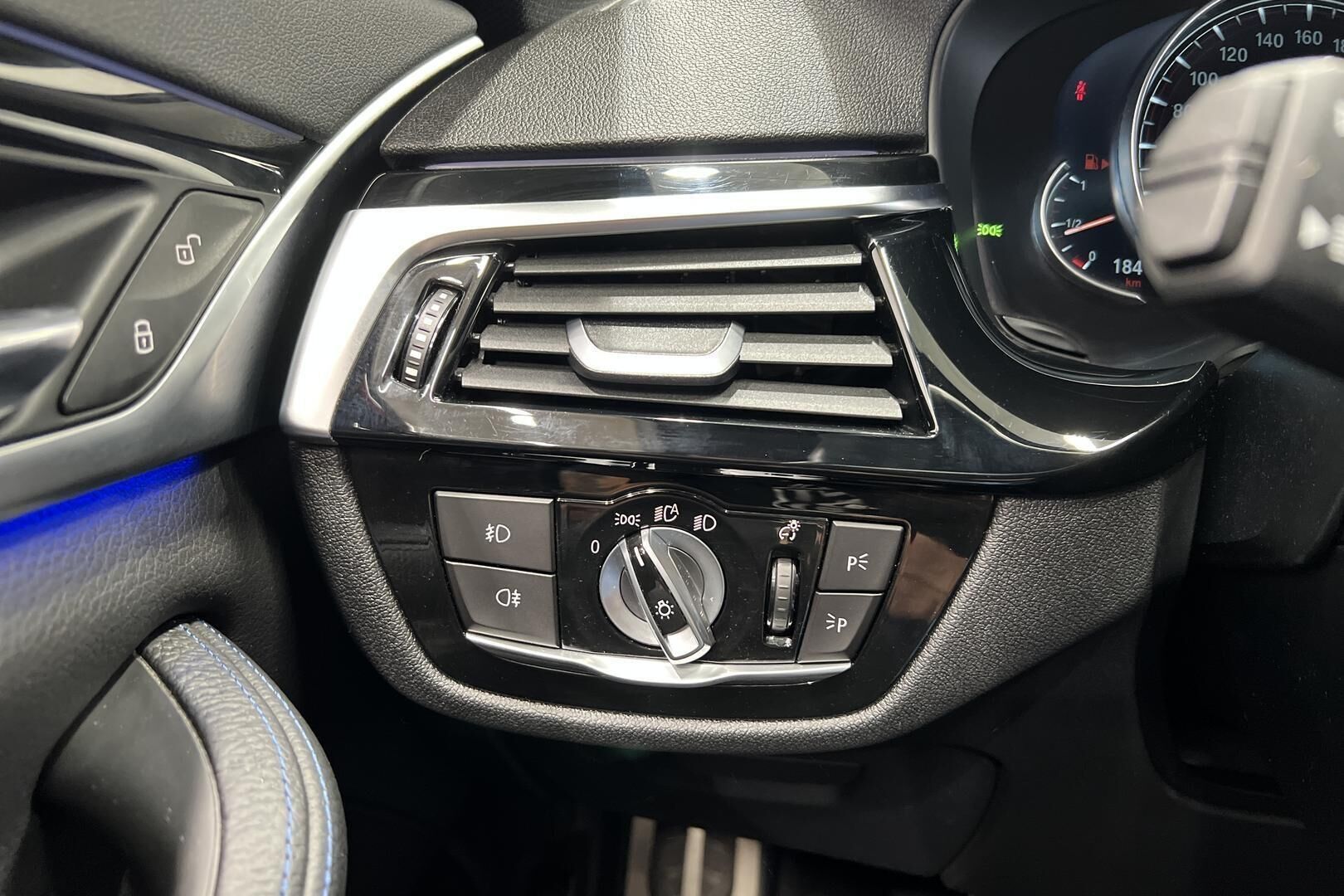BMW 5-sarja iso kuva 16