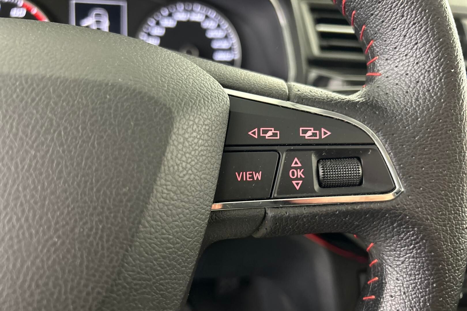 Seat Ibiza iso kuva 17
