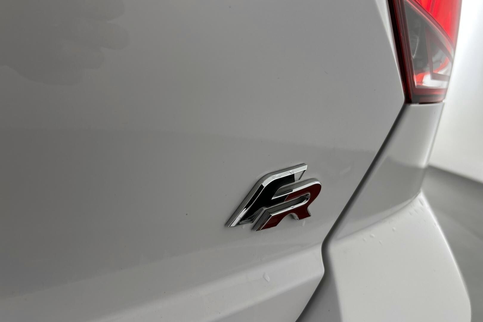 Seat Ibiza iso kuva 22