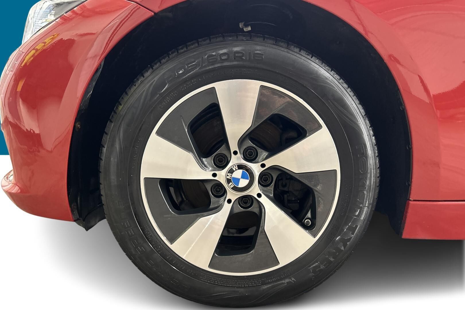 BMW 3-sarja iso kuva 19