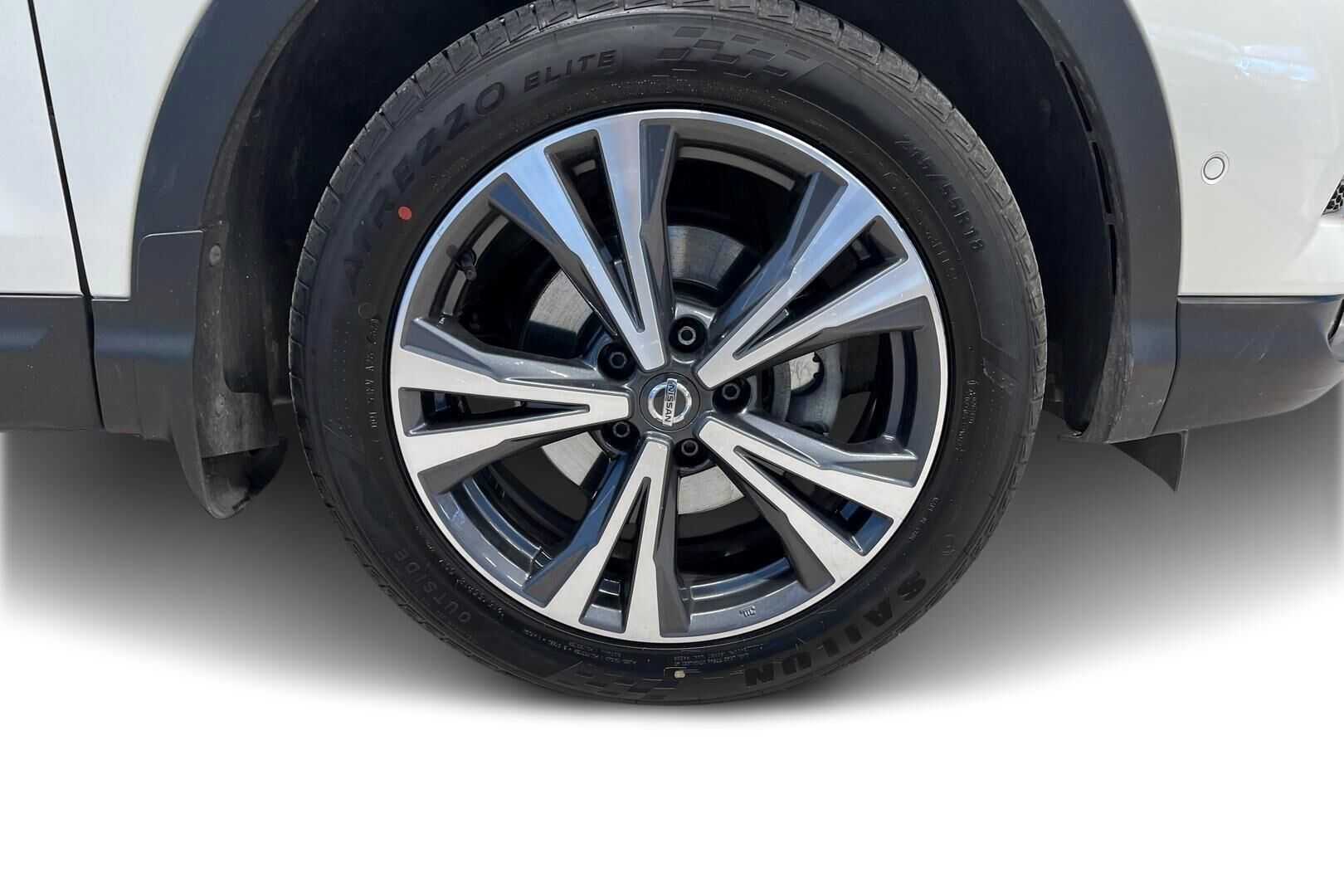 Nissan Qashqai iso kuva 13