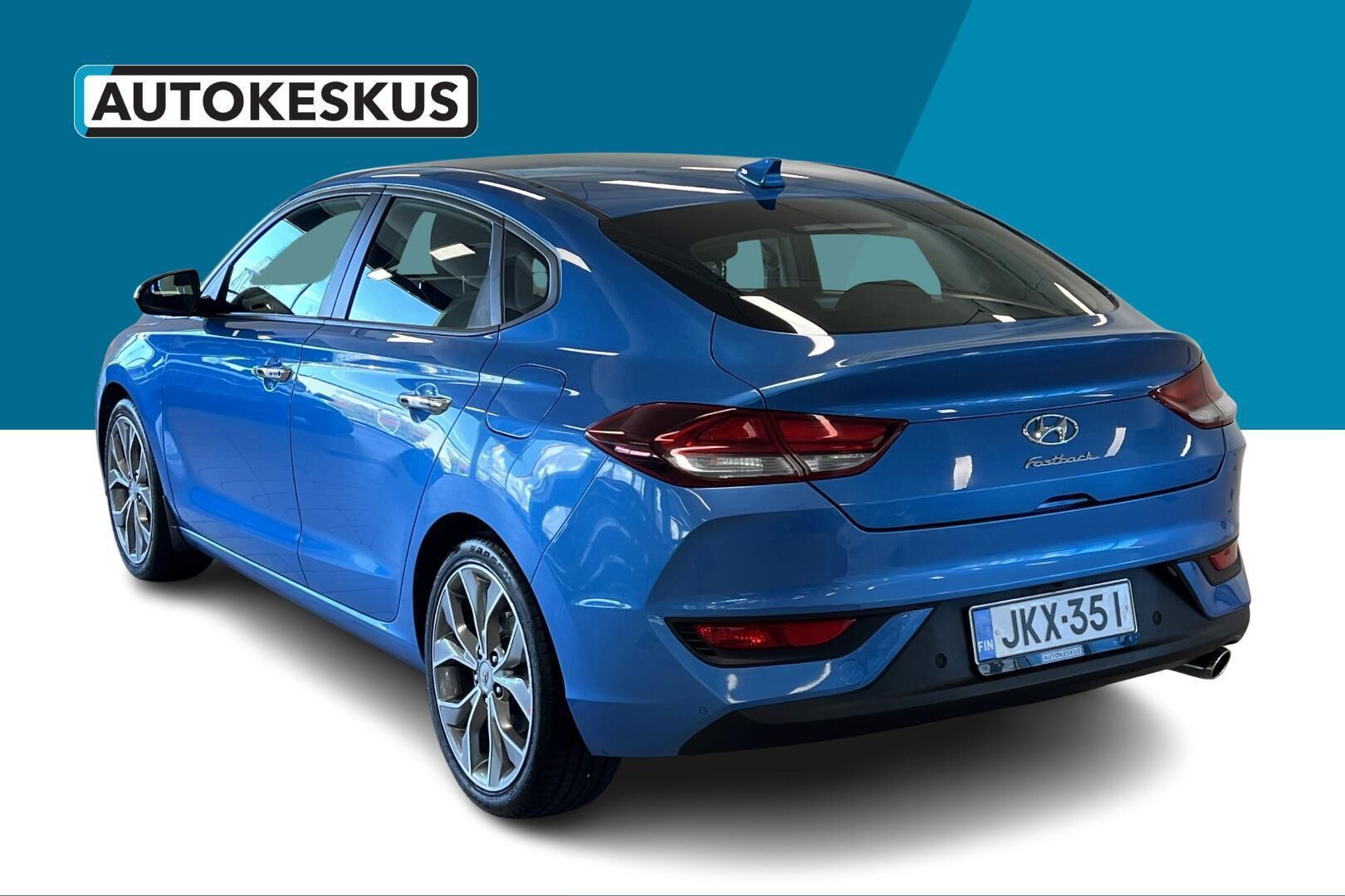 Hyundai i30 Fastback iso kuva 7