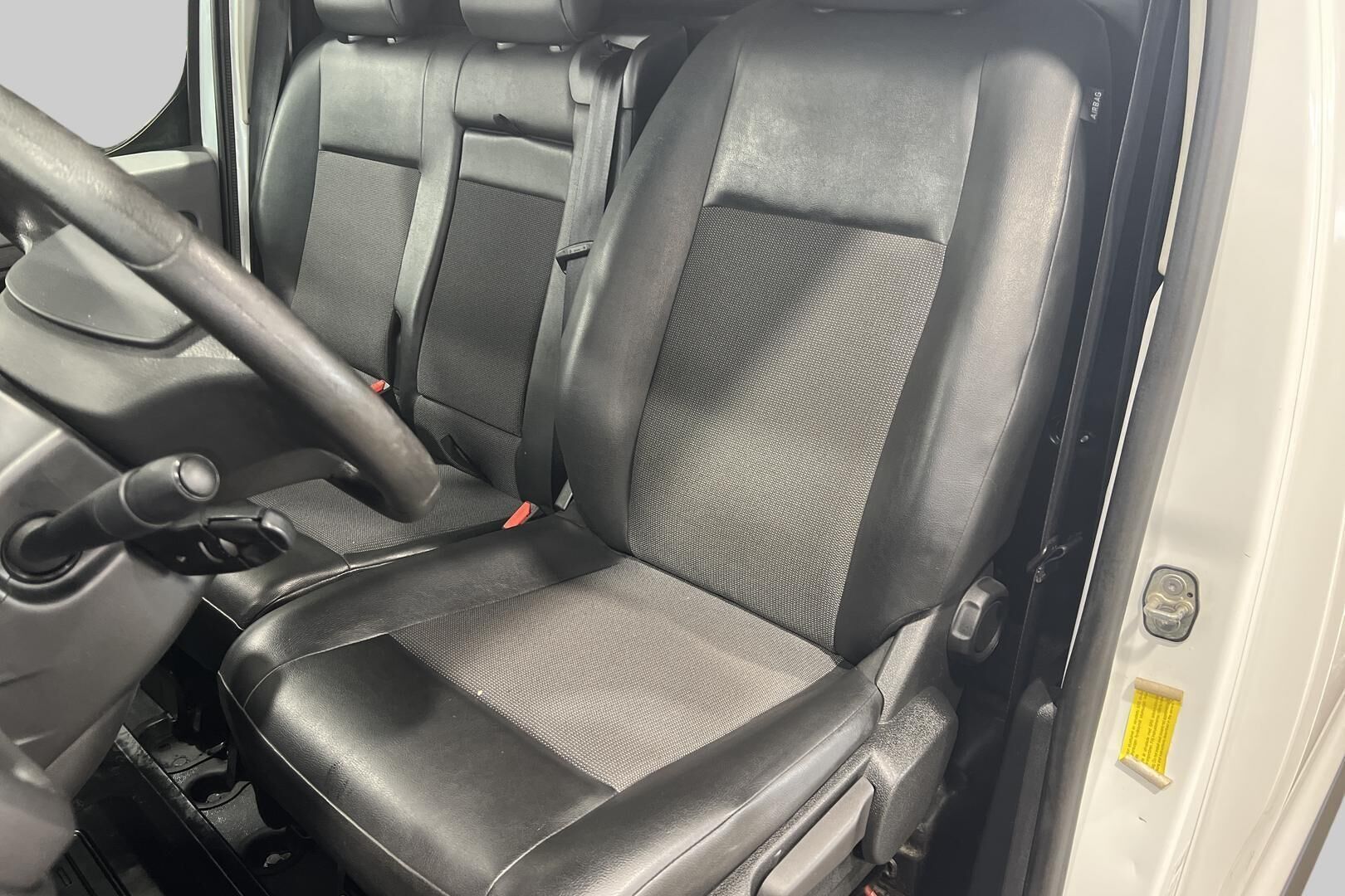 Toyota Proace iso kuva 9
