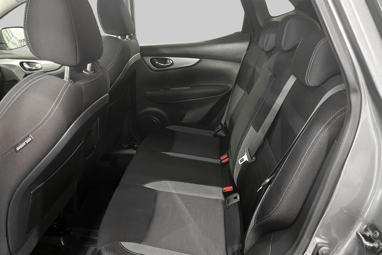 Nissan Qashqai iso kuva 9