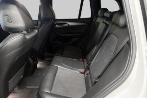 BMW X3 esikatselu 8