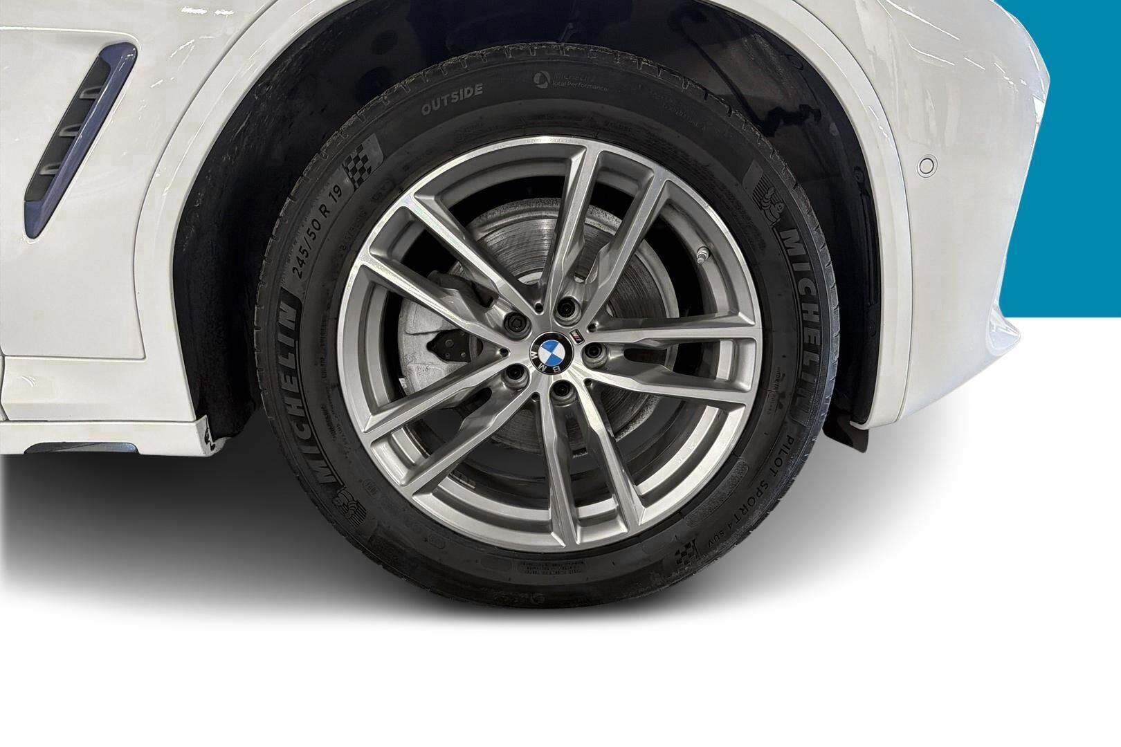 BMW X3 iso kuva 11