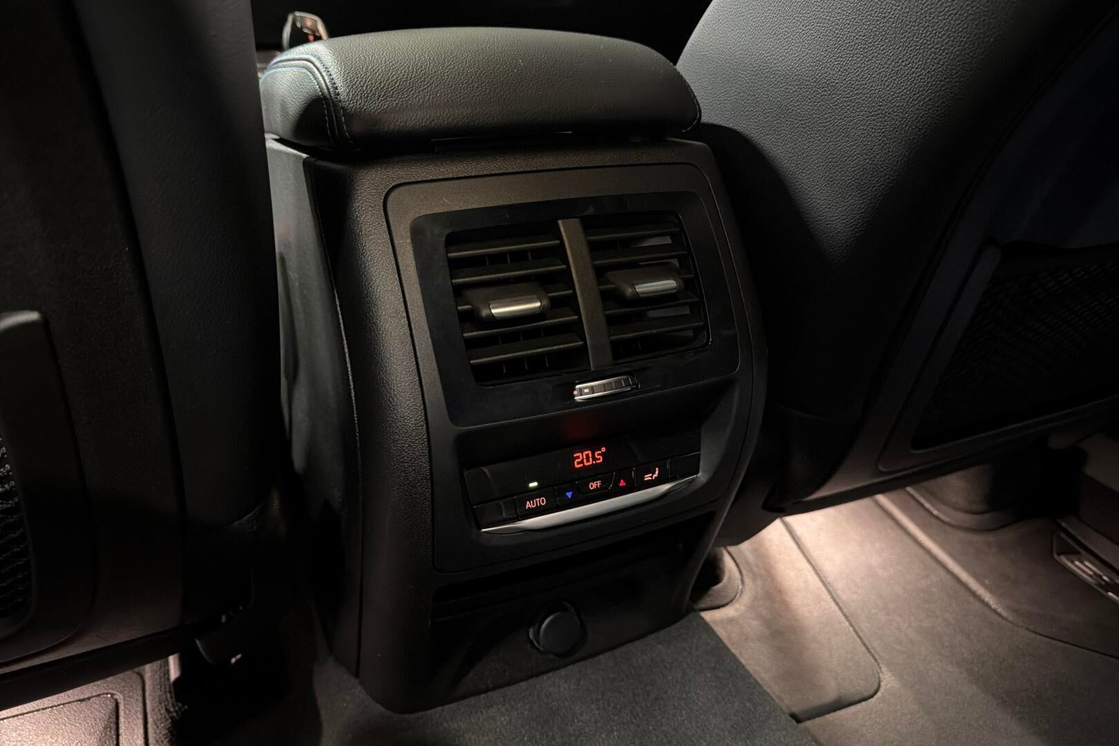 BMW X3 iso kuva 14