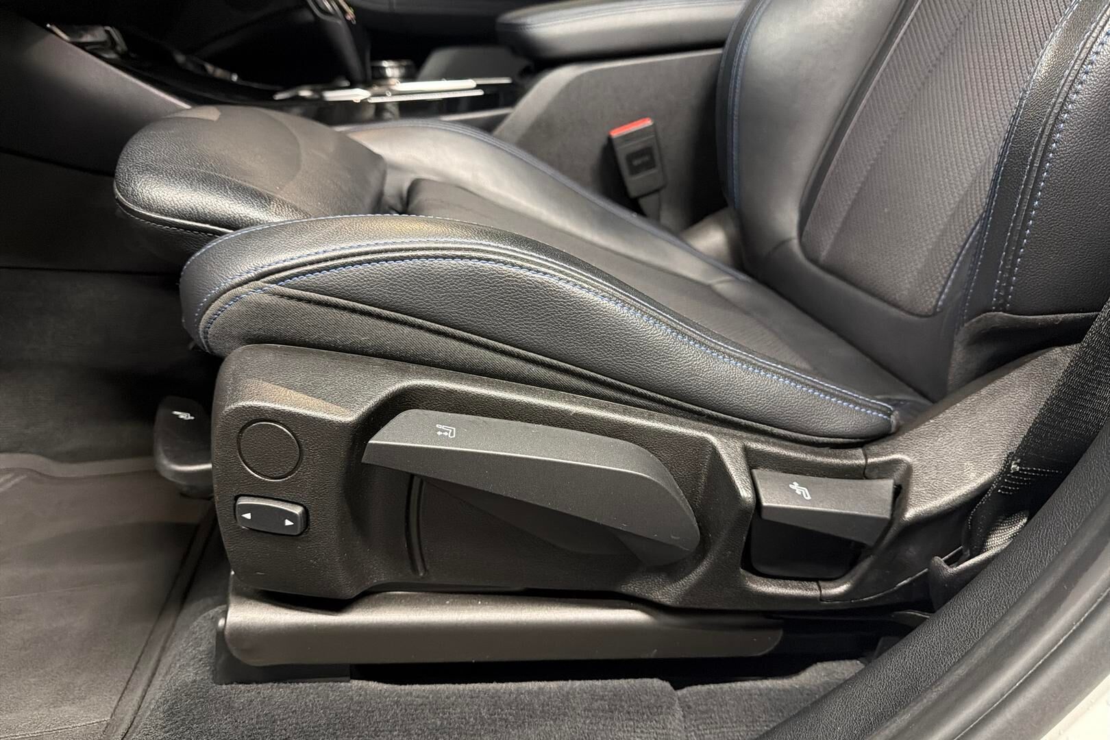 BMW X3 iso kuva 15
