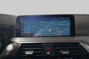 BMW X3 esikatselu 26