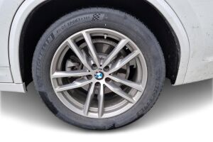BMW X3 esikatselu 4