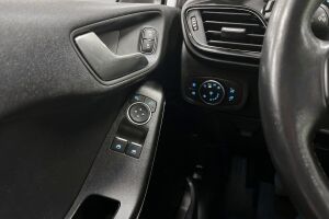 Ford Fiesta esikatselu 21