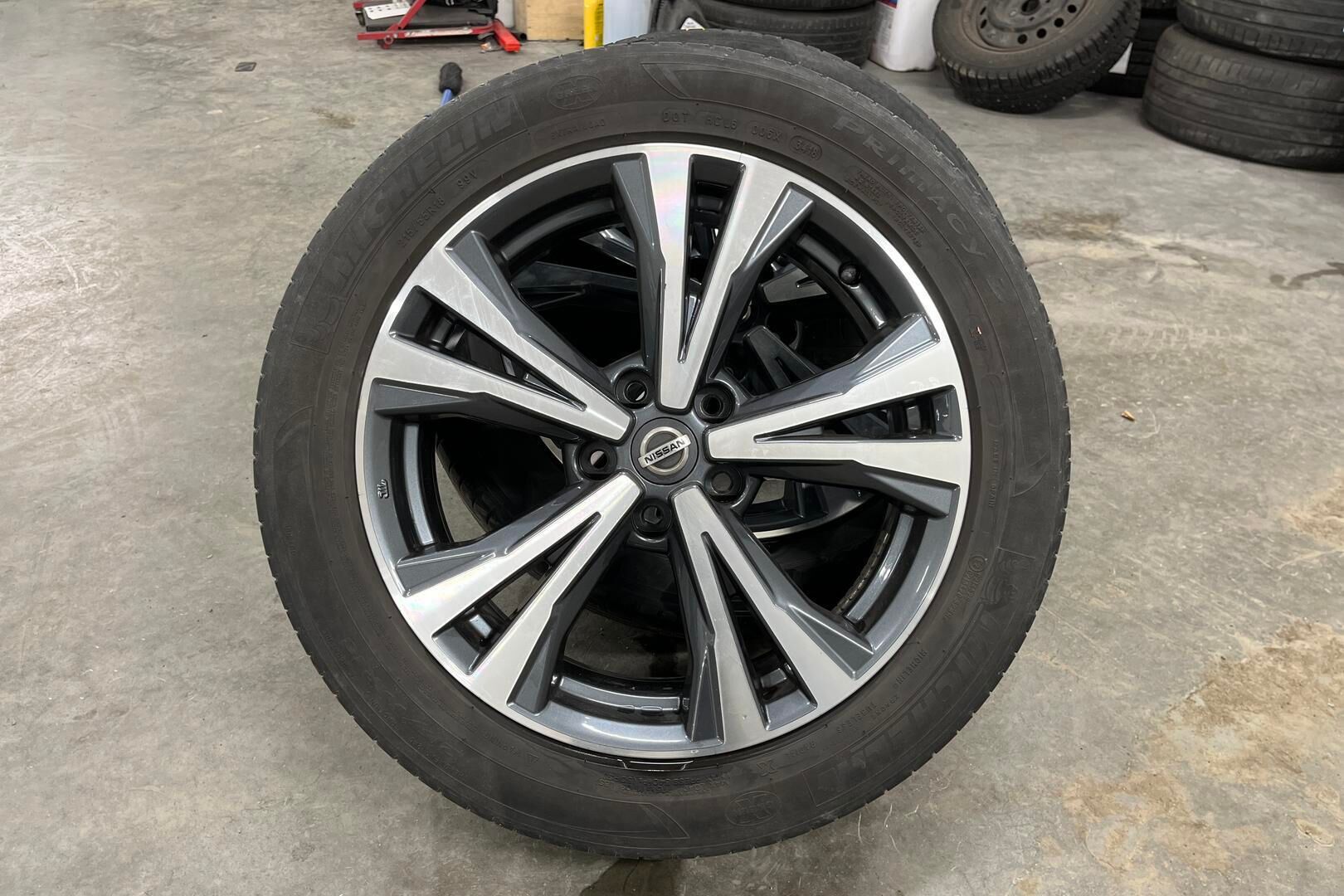 Nissan Qashqai iso kuva 13