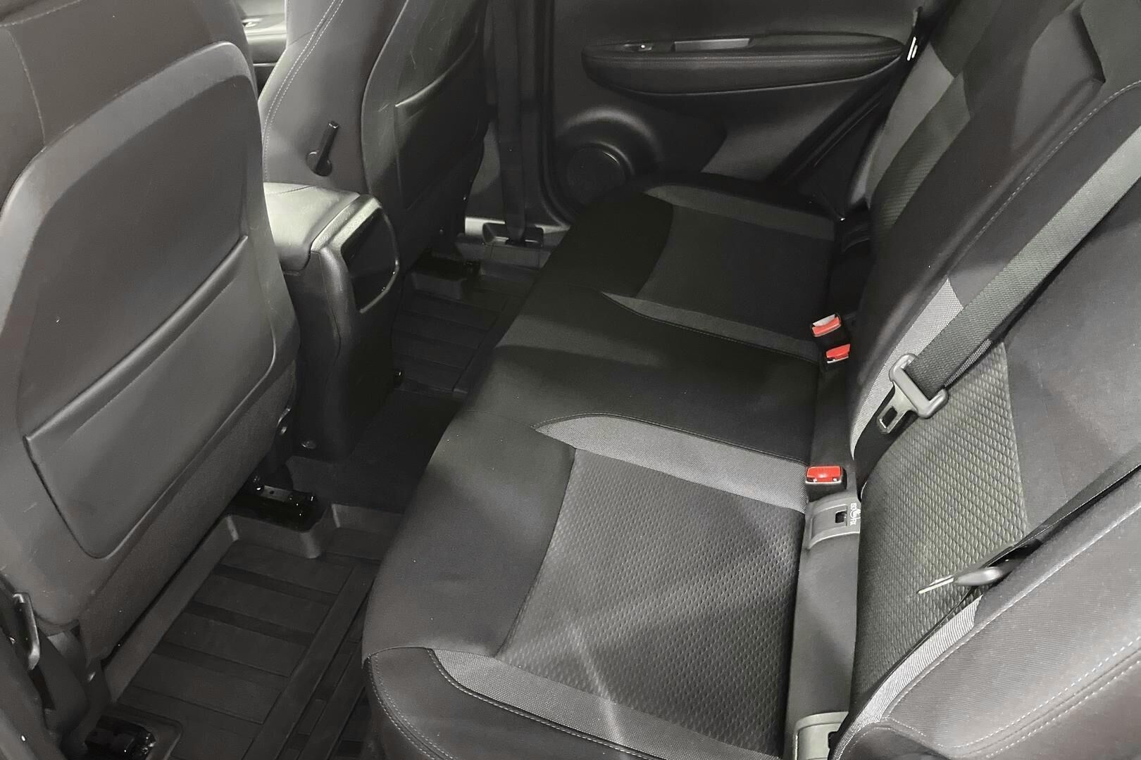 Nissan Qashqai iso kuva 9