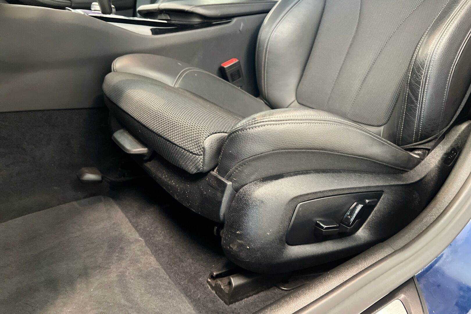 BMW 5-SARJA iso kuva 5