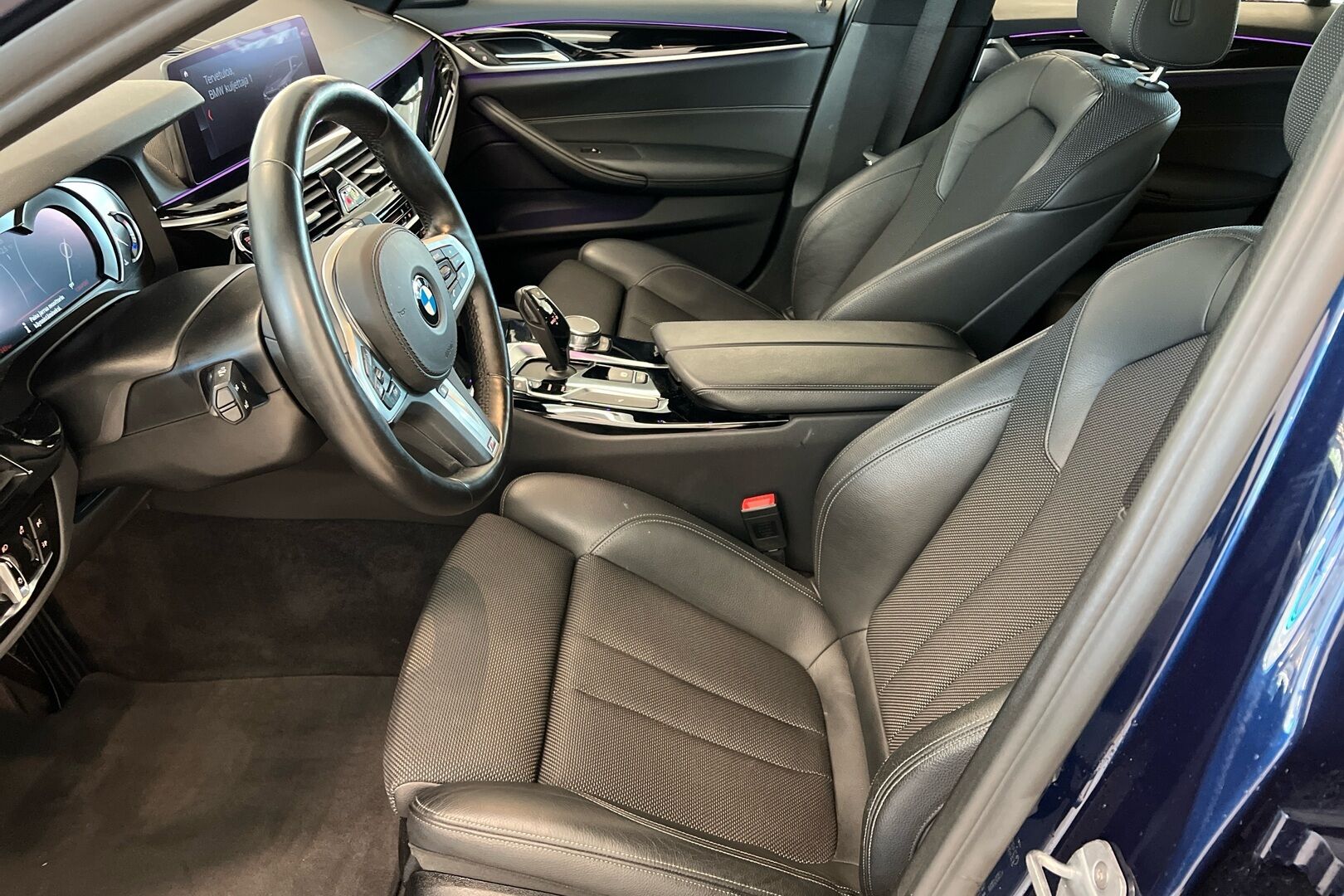 BMW 5-SARJA iso kuva 12