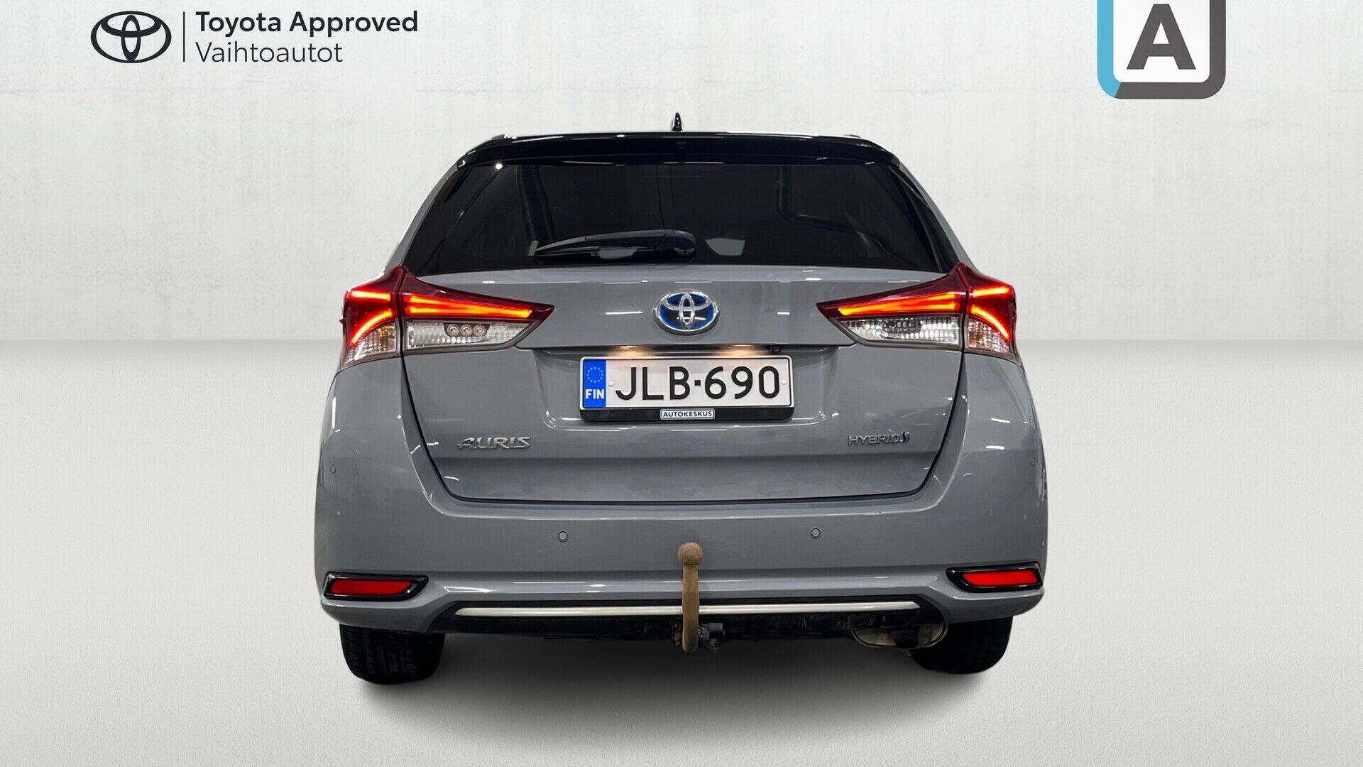 Toyota Auris iso kuva 3