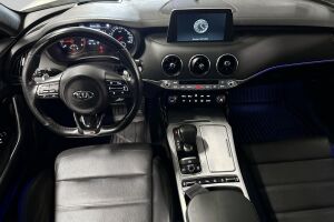 Kia Stinger esikatselu 8