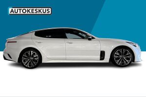 Kia Stinger esikatselu 31