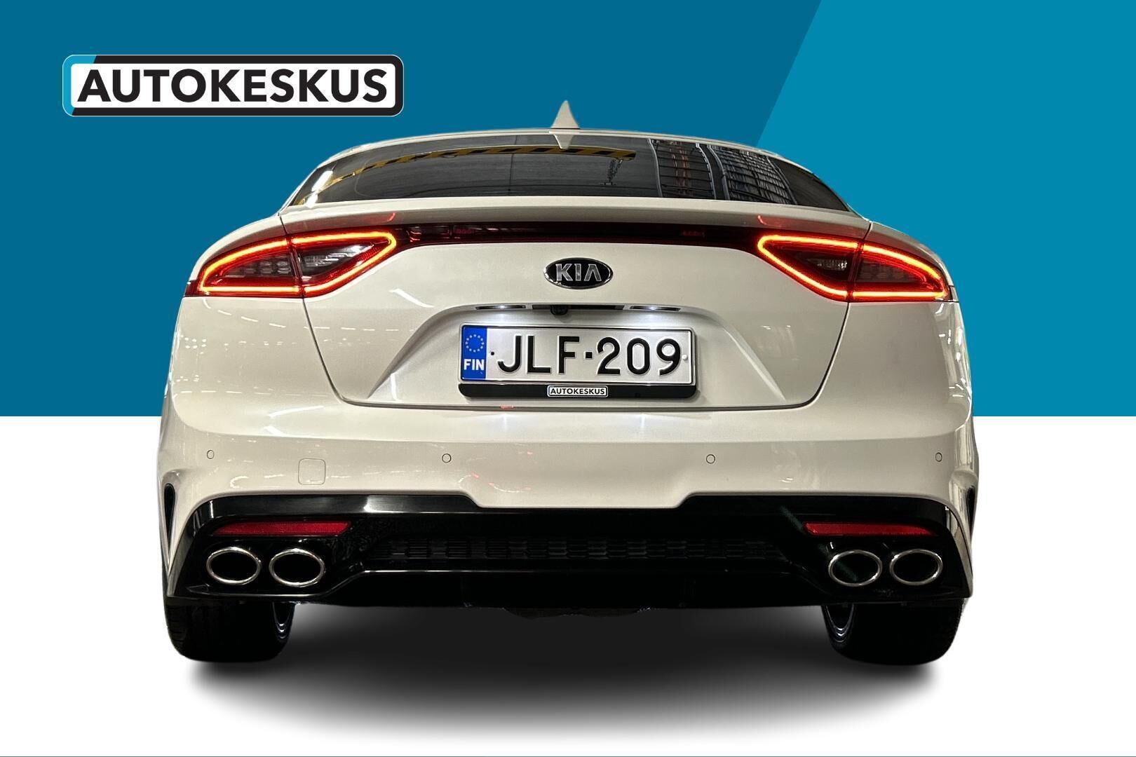 Kia Stinger iso kuva 5