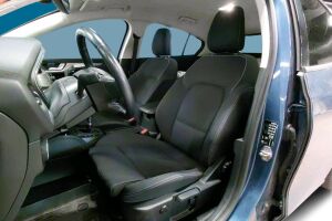 Ford Focus esikatselu 2