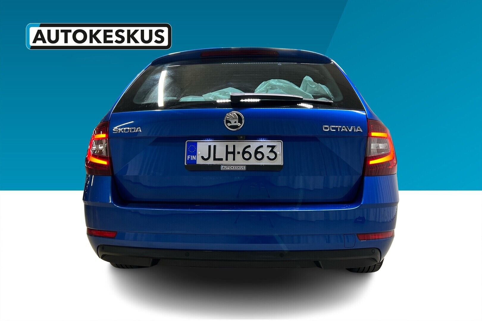 Skoda Octavia iso kuva 2