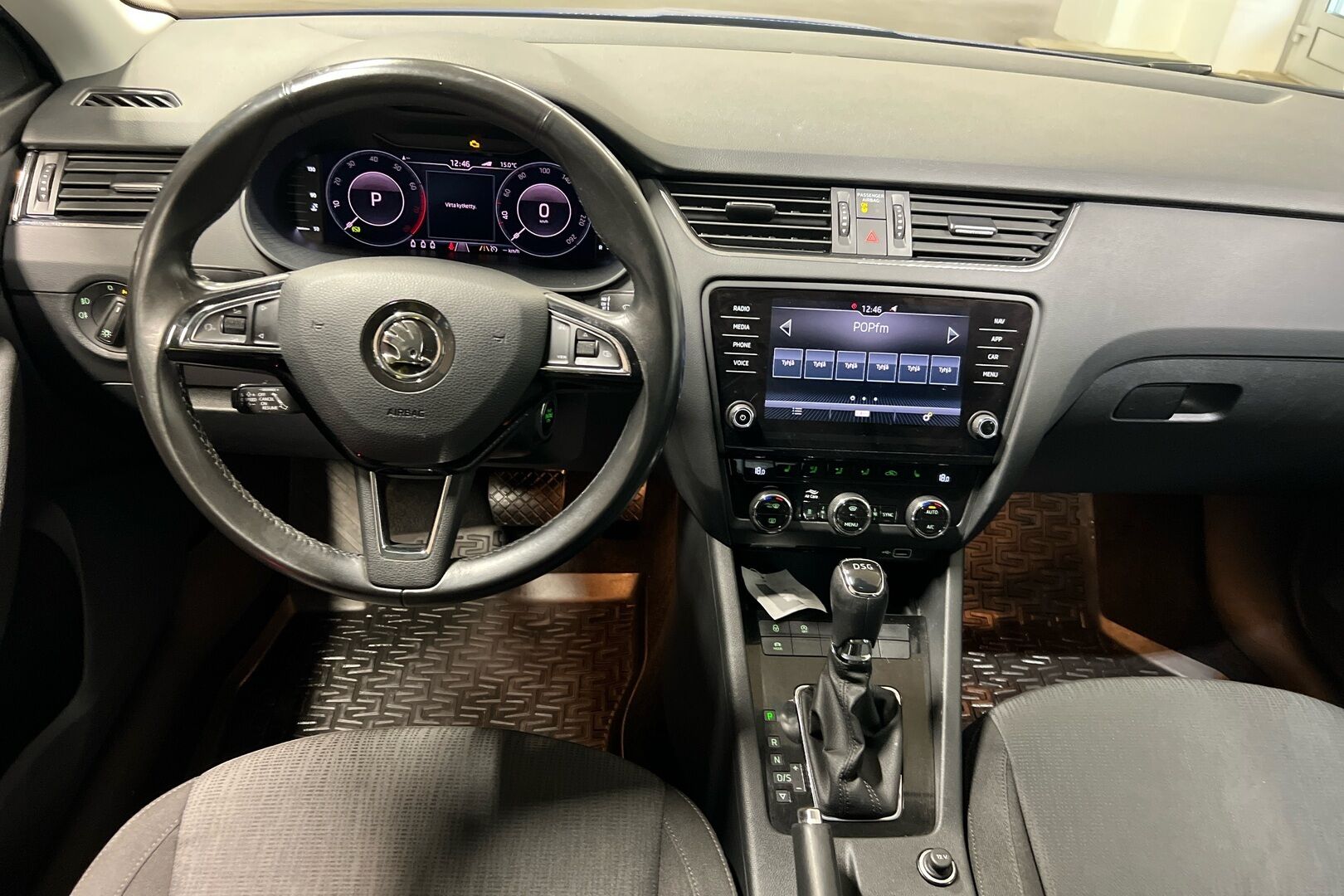 Skoda Octavia iso kuva 6