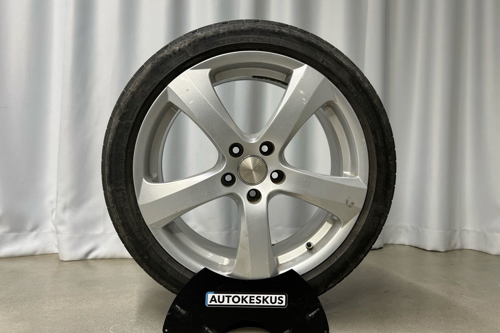 Mercedes-Benz C iso kuva 18