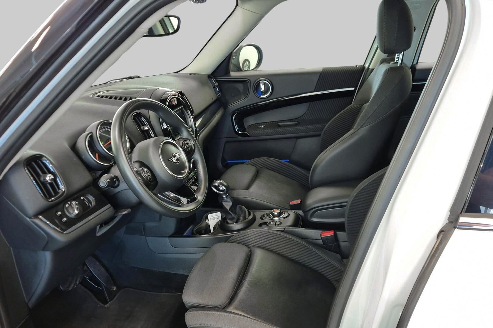 Mini Countryman iso kuva 18