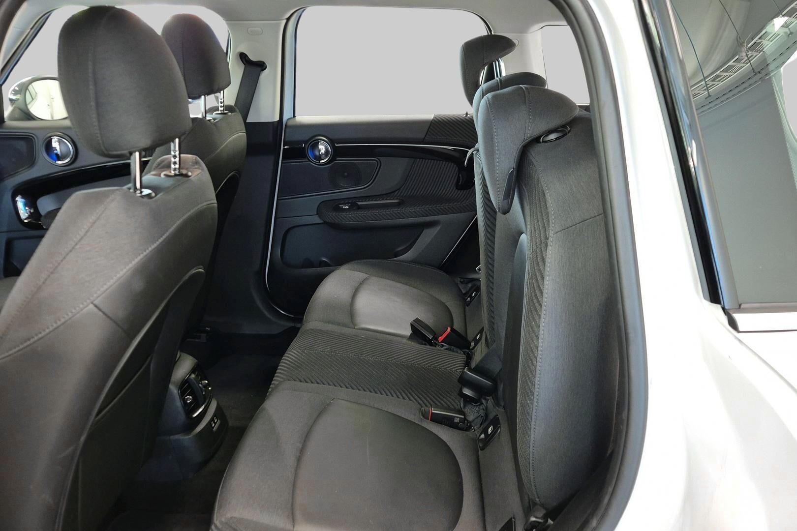 Mini Countryman iso kuva 6