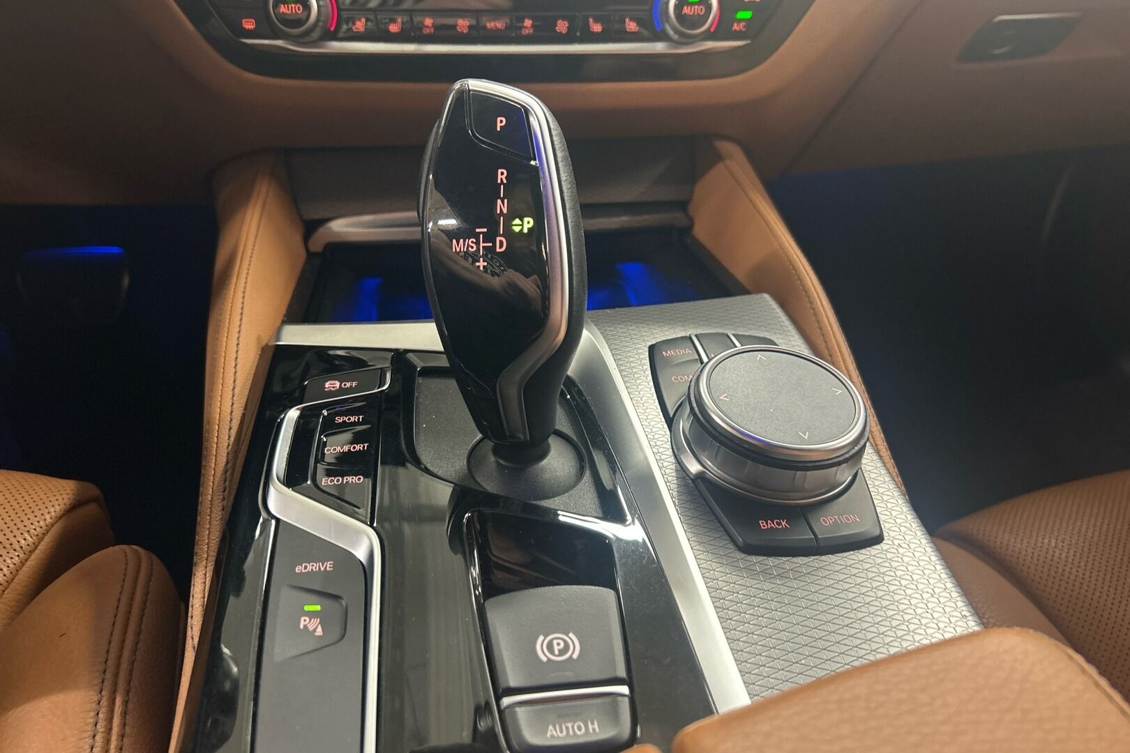 BMW 5-sarja iso kuva 17