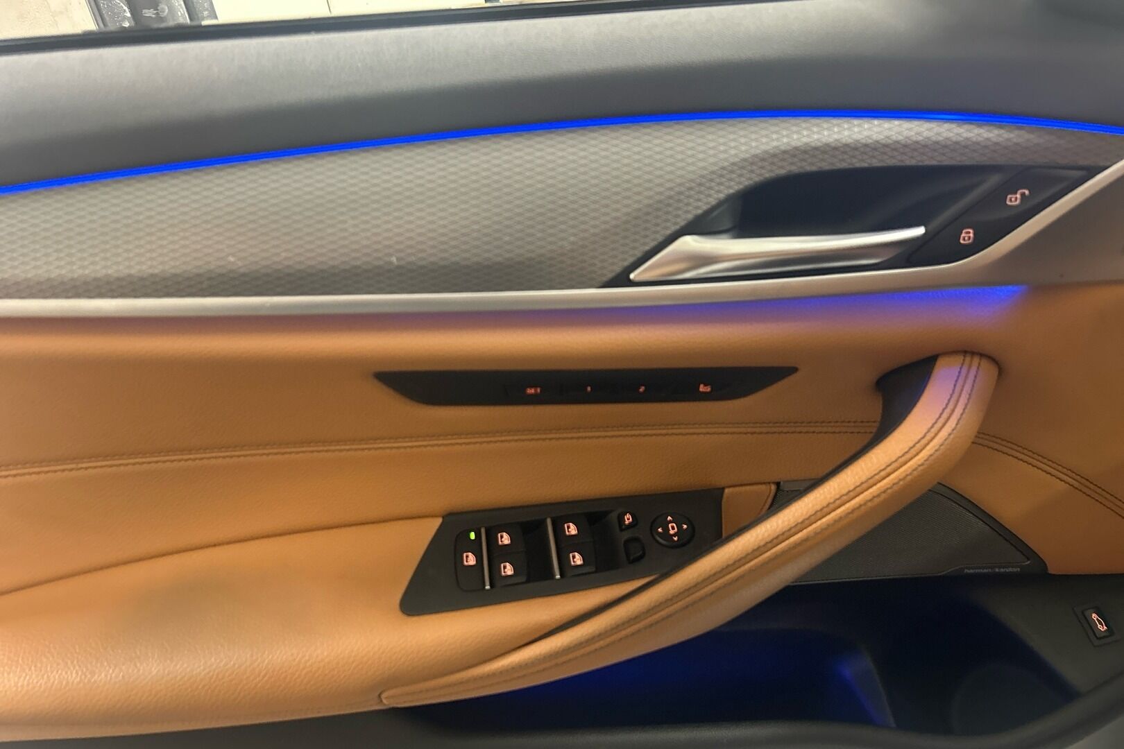 BMW 5-sarja iso kuva 25