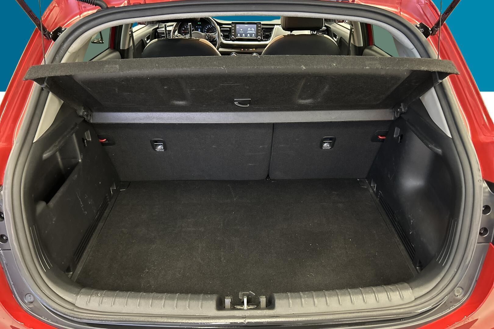 Kia Stonic iso kuva 10