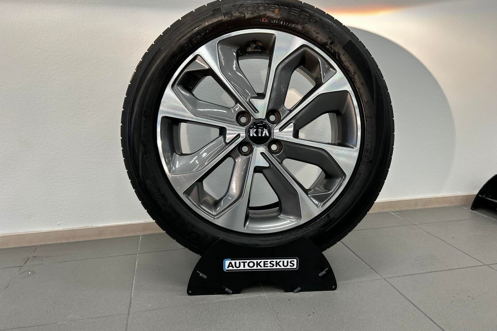 Kia Stonic iso kuva 28