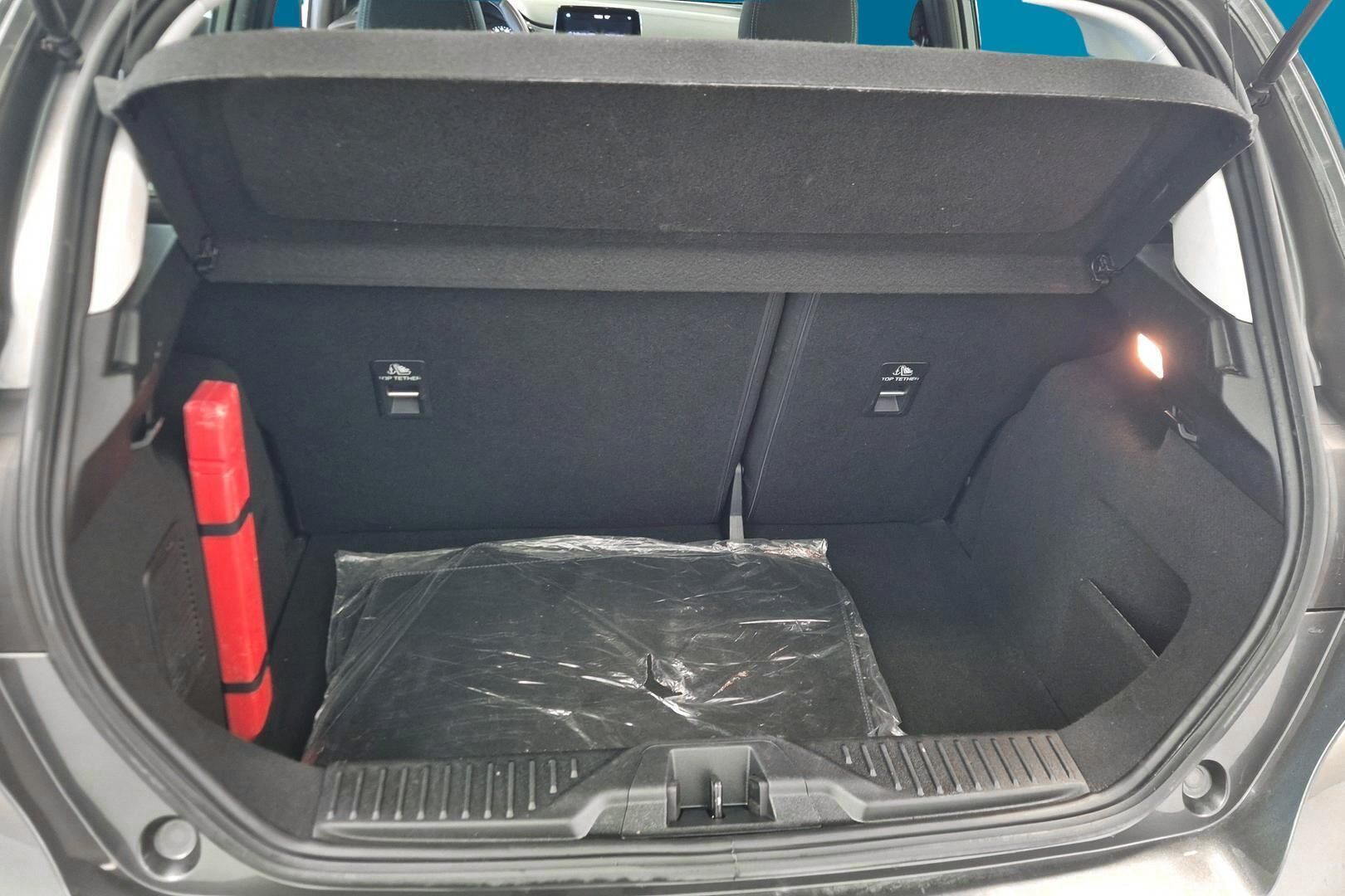 Ford Fiesta iso kuva 11