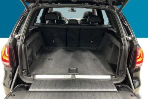 BMW X5 esikatselu 11