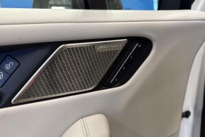 Jaguar I-PACE esikatselu 15