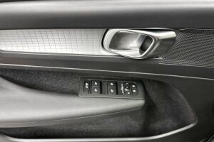 Volvo XC40 esikatselu 16