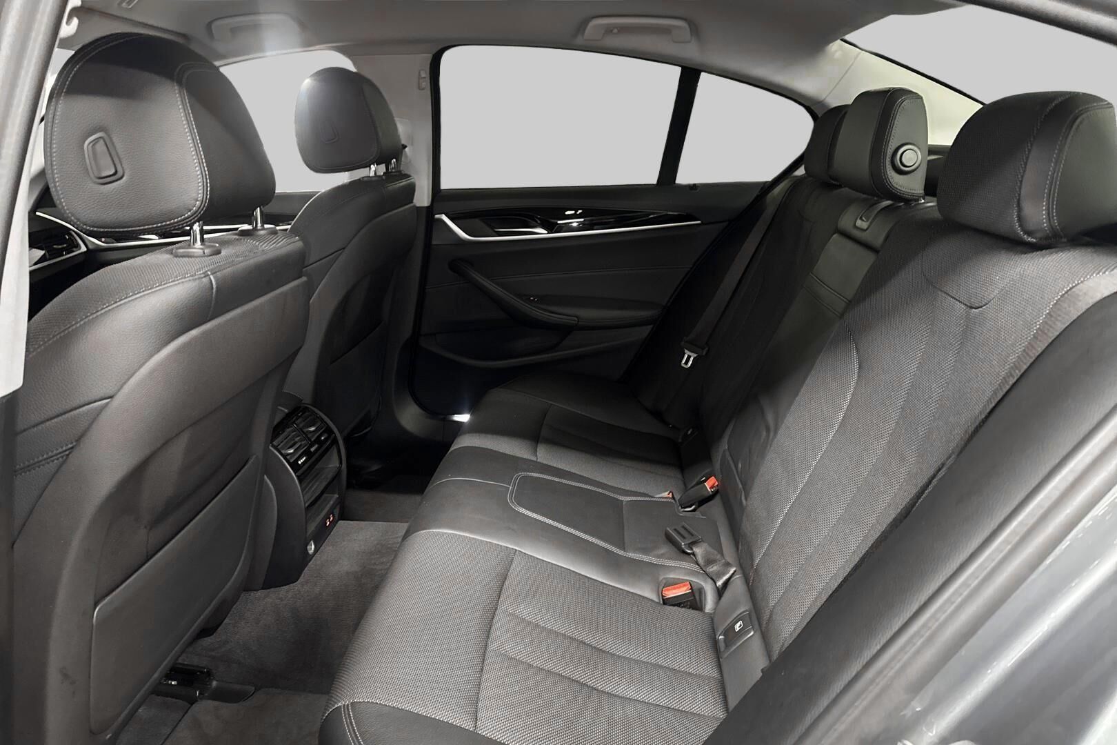 BMW 5-sarja iso kuva 10