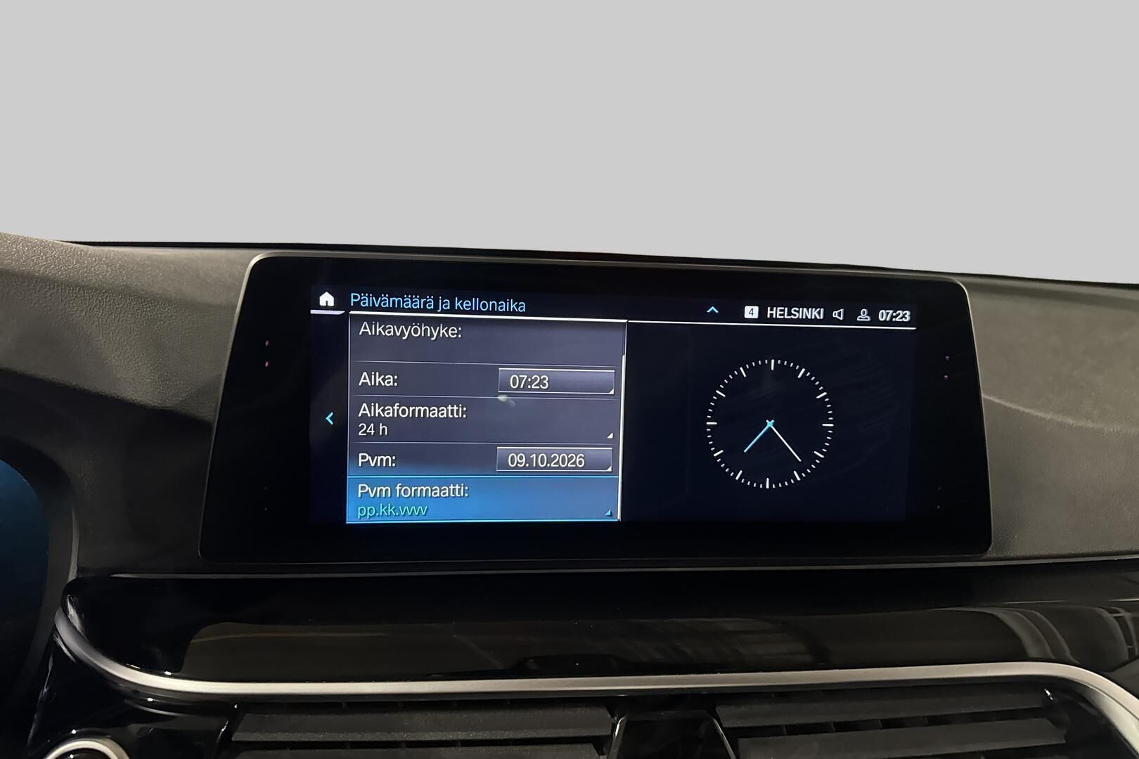 BMW 5-sarja iso kuva 25