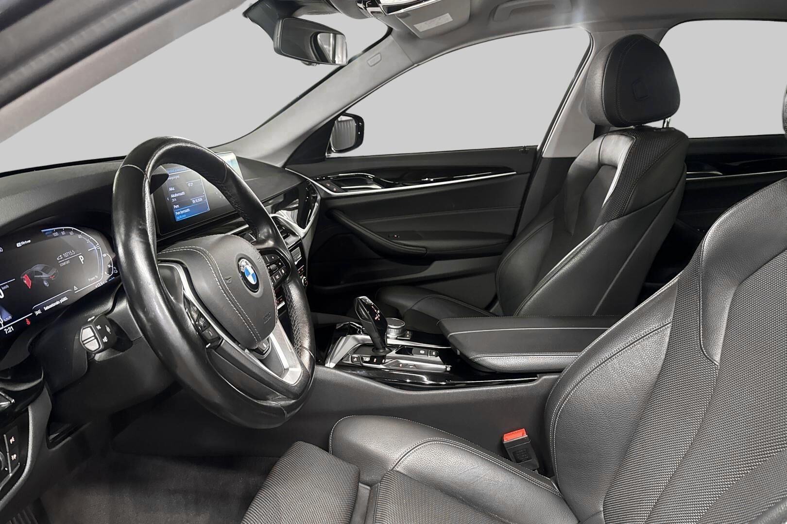 BMW 5-sarja iso kuva 9