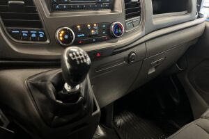 Ford Transit Custom esikatselu 13