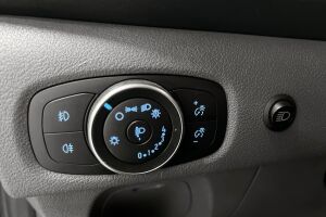 Ford Transit Custom esikatselu 16