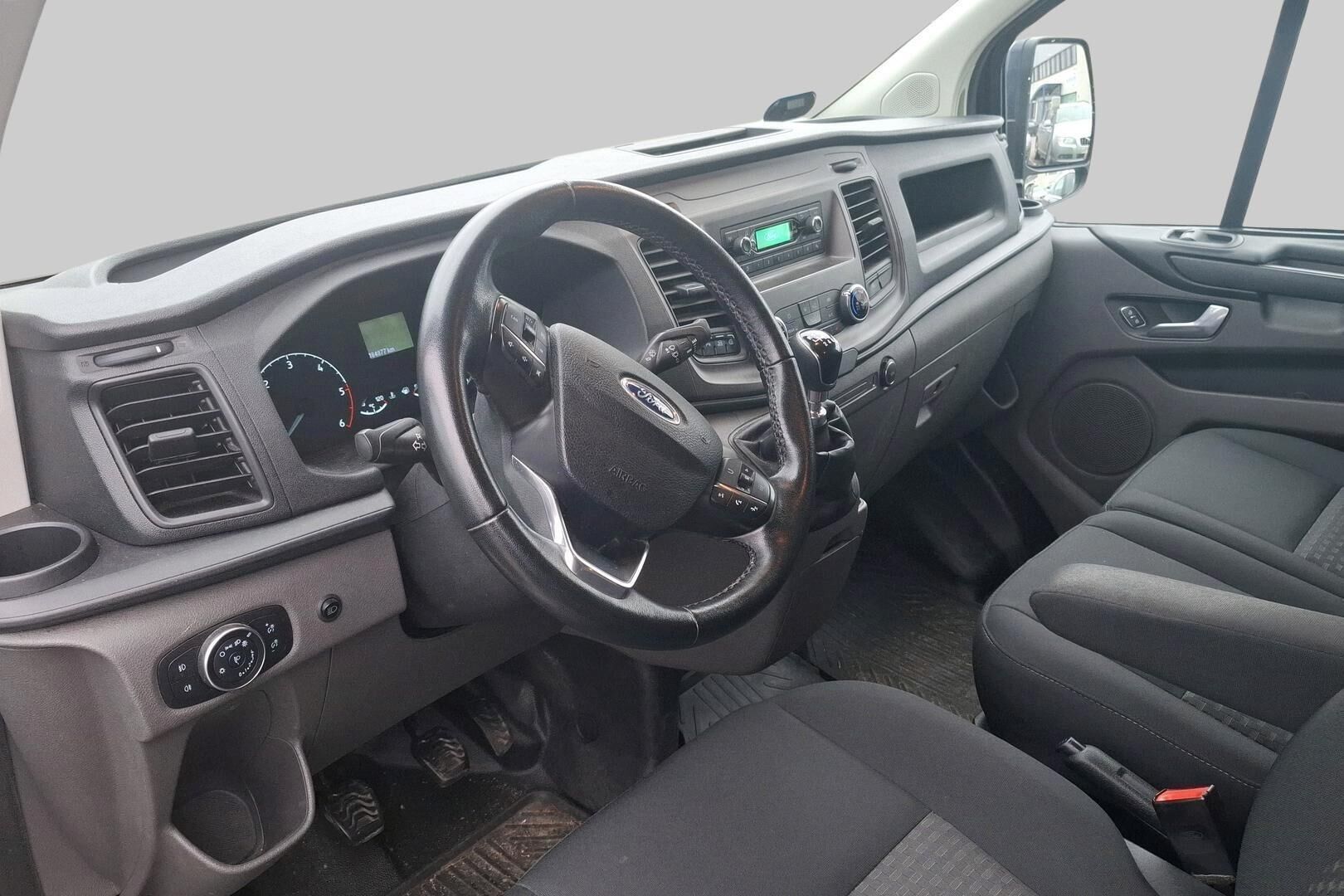 Ford Transit Custom iso kuva 1